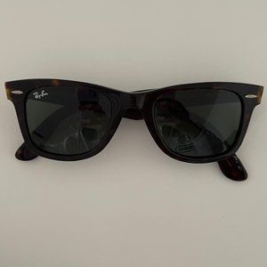 Rayban Wayfarer Sunglasses